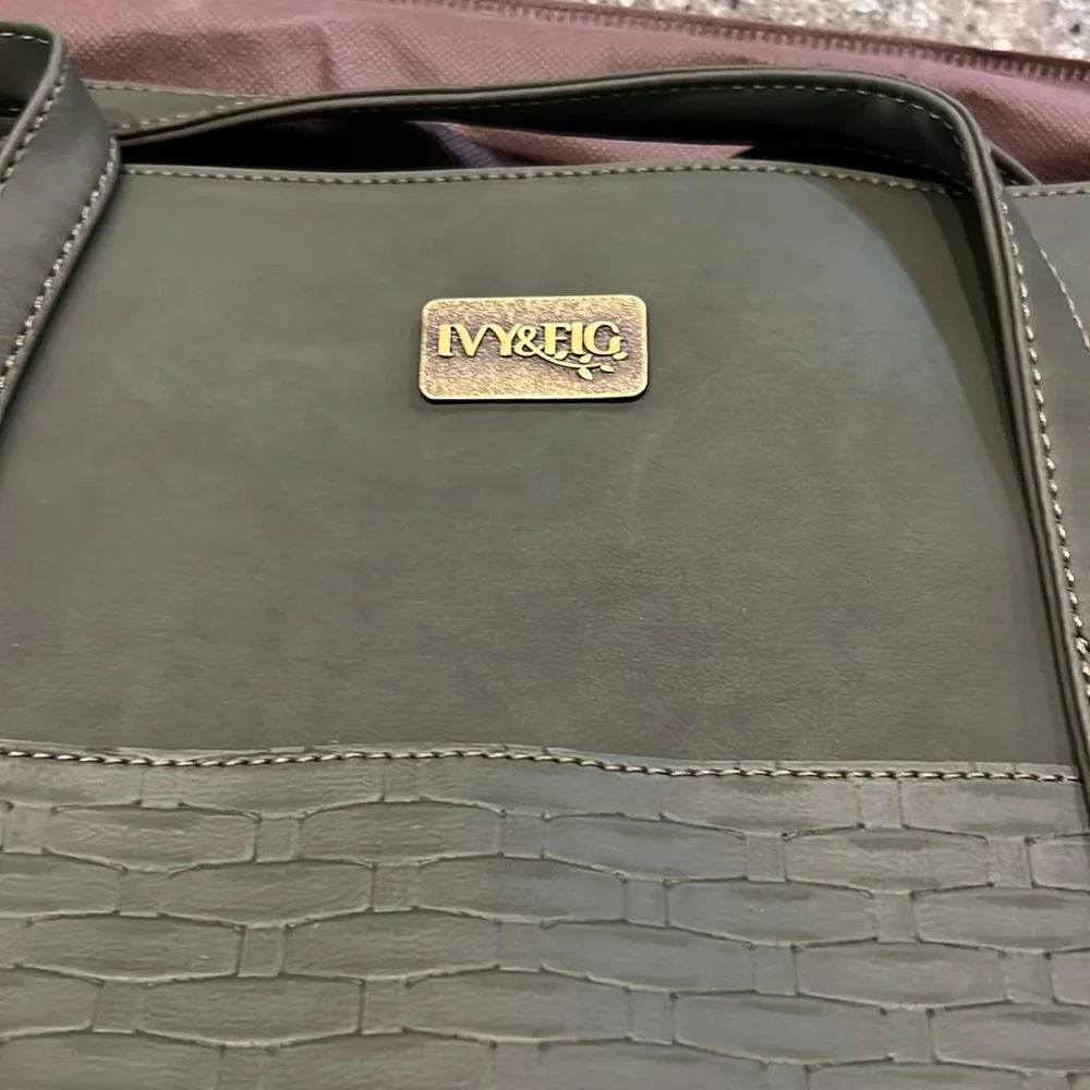 Never Used Ivy & Fig Tote - Picture 3 of 6